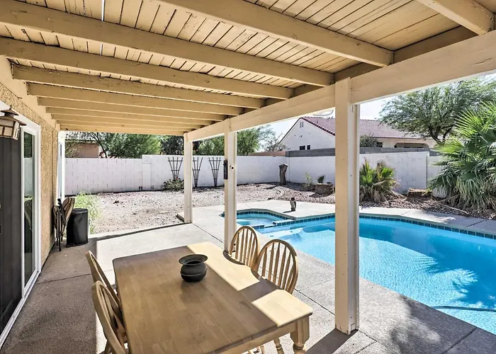 Bullhead Pad With Pool And Patio Near River Bullhead City